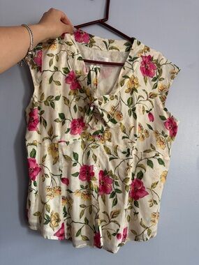 LOFT Cream Floral Sleeveless Blouse